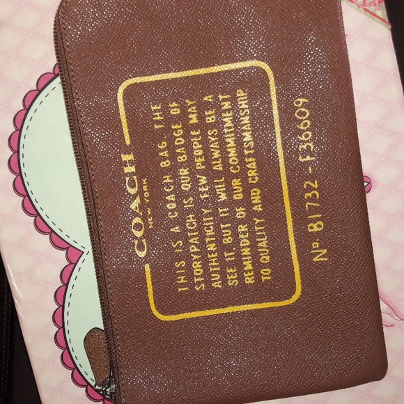 Coach Storypatch Clutch Wristlet Make-up Bag 36609 - Picture 1 of 6